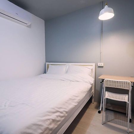 Local Time Bkk Hotel Банкок Екстериор снимка